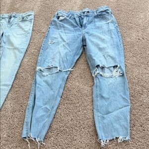 American Eagle Outfitters Light Wash Distressed Boyfriend Jeans
